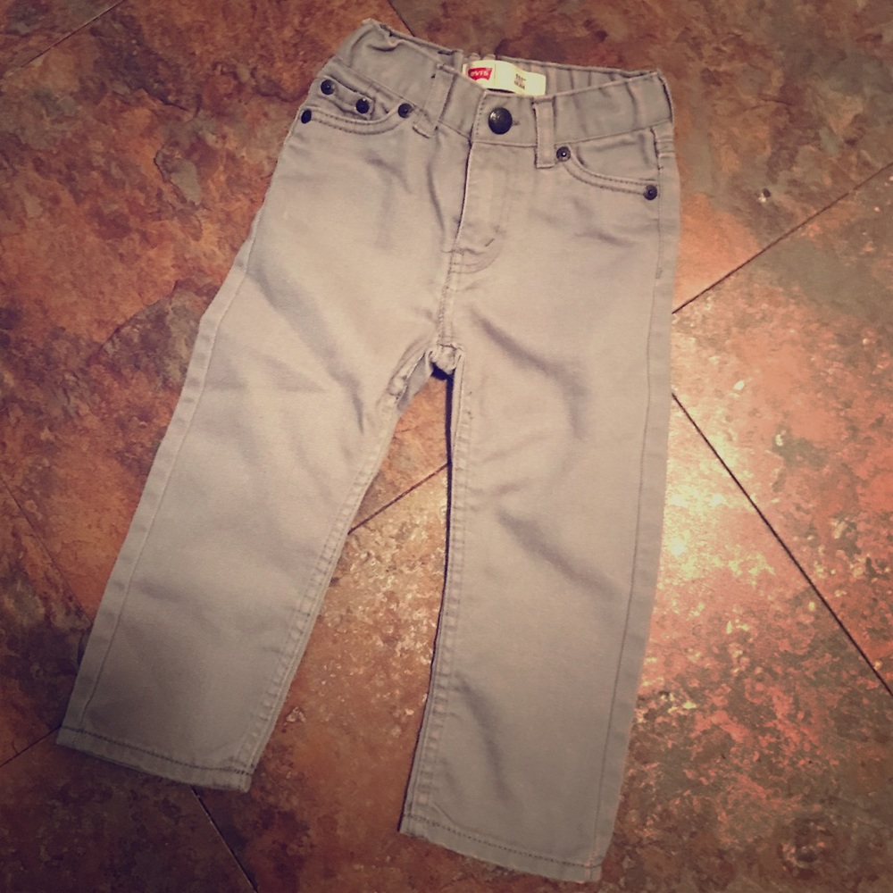 Levi’s grey jeans
